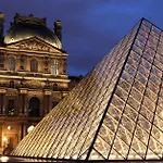 Paris 1Er - Honored Saint Street - Museum Louvre