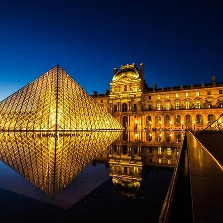 1er - Honored Saint Street - Museum Louvre